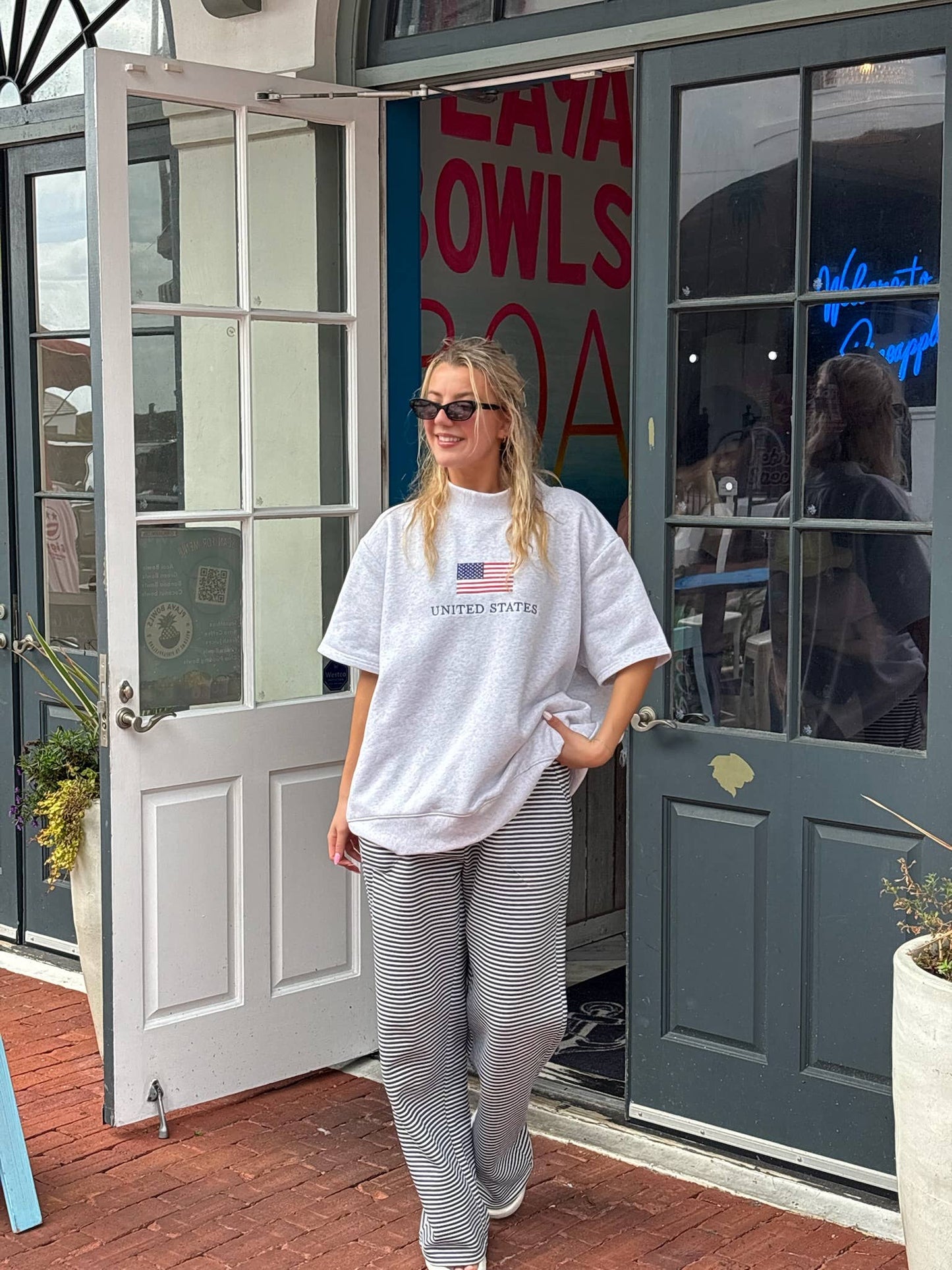 United States Flag Embroider Mockneck Short Sleeve Sweatshirt