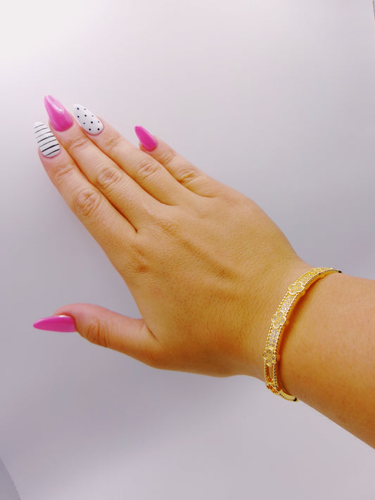Clover Cuff