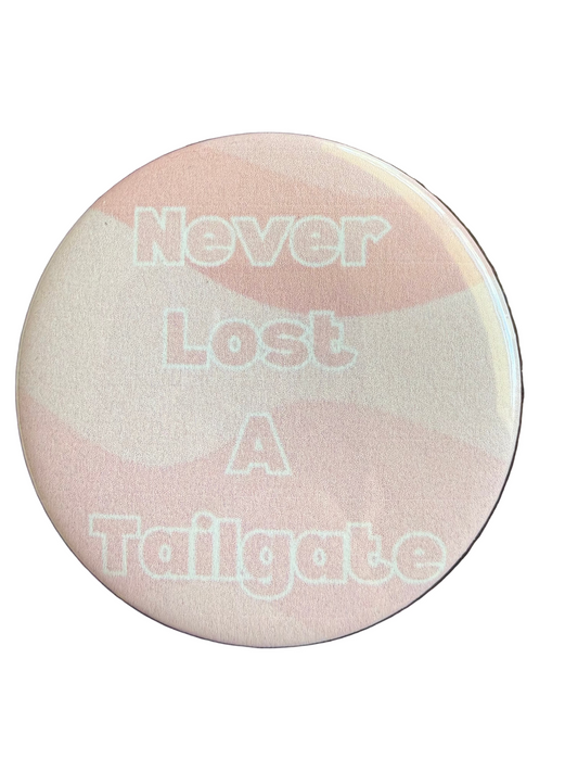 Tailgate Queen Button